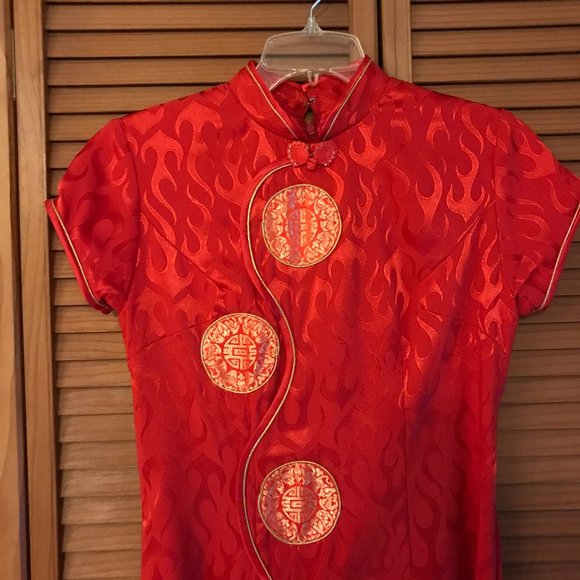 Asian Traditional Dress - Picture 2 of 16